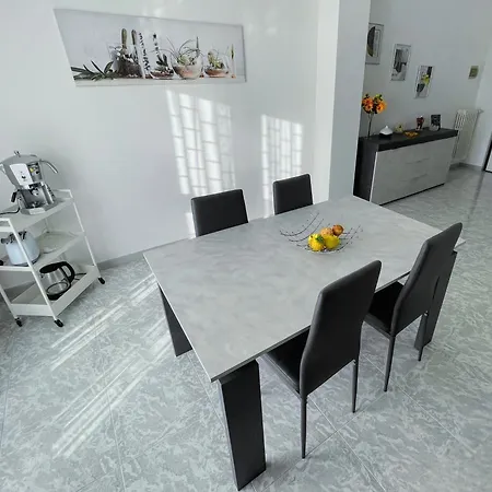 Apulian Appartement Valenzano